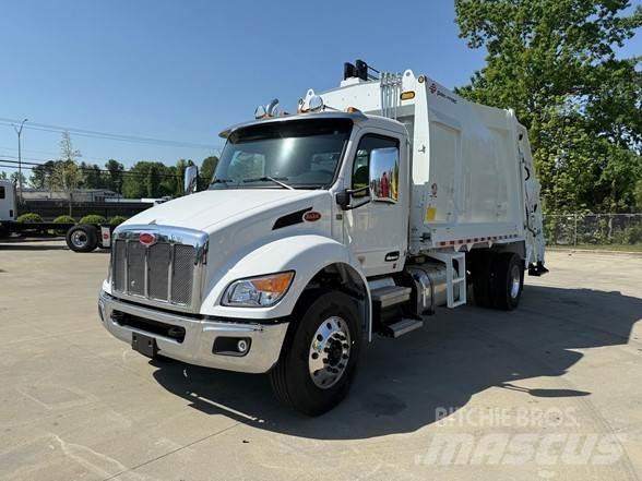 Peterbilt 537 폐기물 수거 트럭