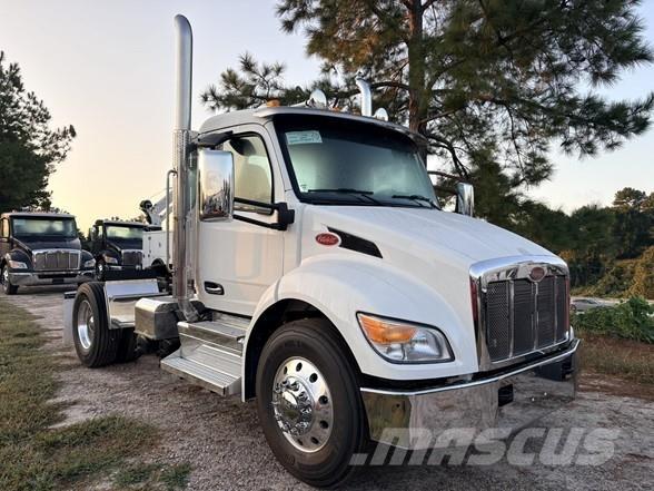 Peterbilt 537 트랙터 유닛