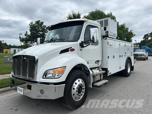 Peterbilt 537 건설 장비 - 기타