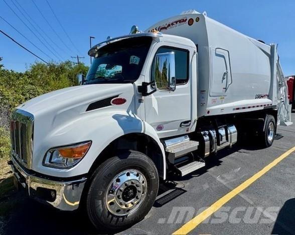 Peterbilt 537 폐기물 수거 트럭