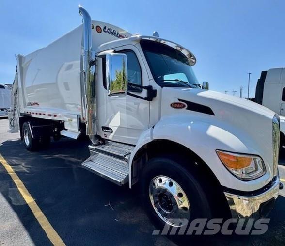 Peterbilt 537 폐기물 수거 트럭