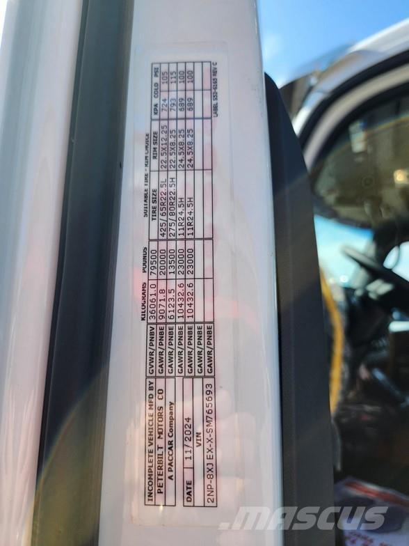 Peterbilt 548 덤프 트럭