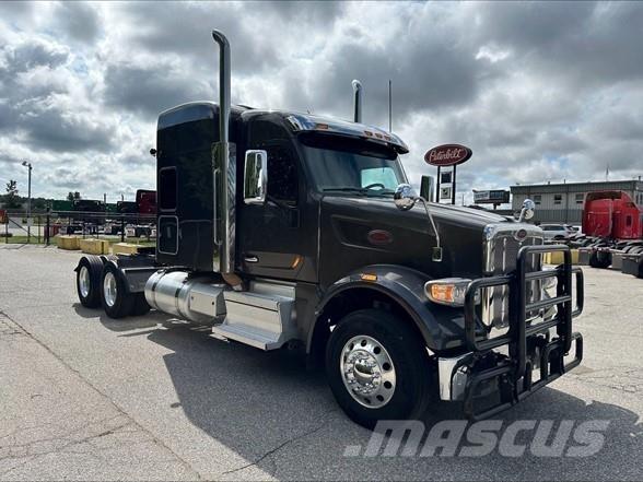 Peterbilt 567 트랙터 유닛