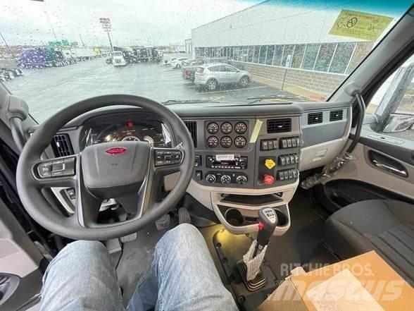 Peterbilt 567 트랙터 유닛