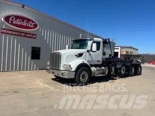 Peterbilt 567 폐기물 수거 트럭