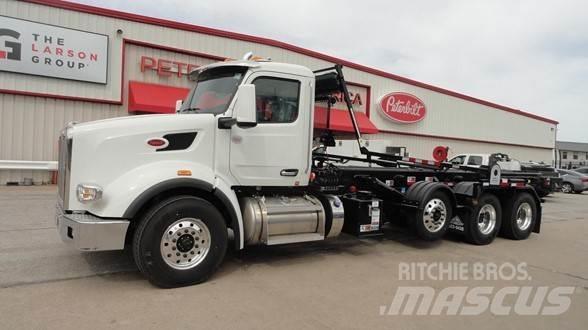 Peterbilt 567 폐기물 수거 트럭