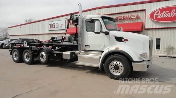 Peterbilt 567 폐기물 수거 트럭