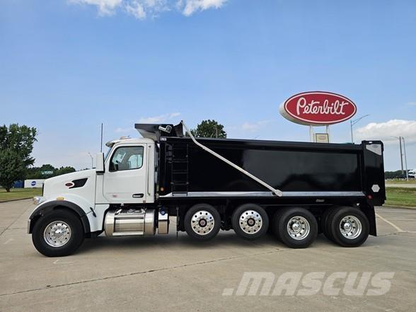 Peterbilt 567 덤프 트럭