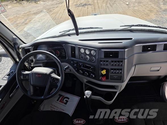 Peterbilt 567 트랙터 유닛