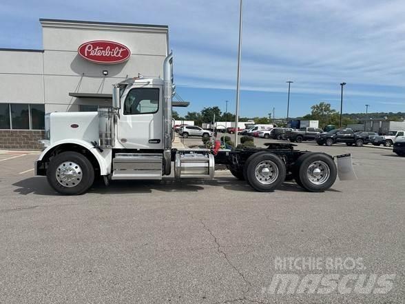 Peterbilt 589 트랙터 유닛
