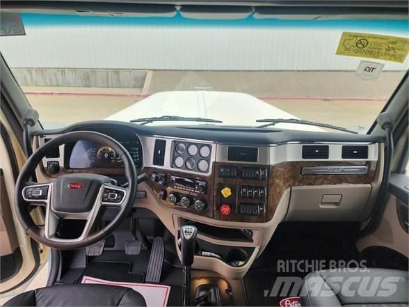Peterbilt 589 트랙터 유닛