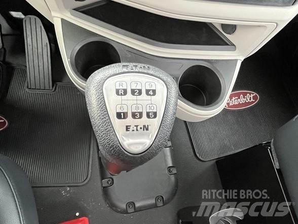 Peterbilt 589 트랙터 유닛