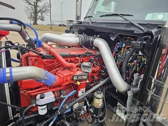 Peterbilt 589 트랙터 유닛