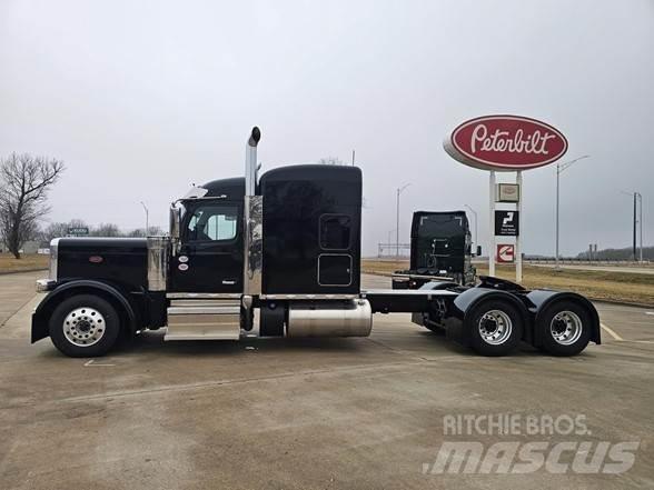 Peterbilt 589 트랙터 유닛