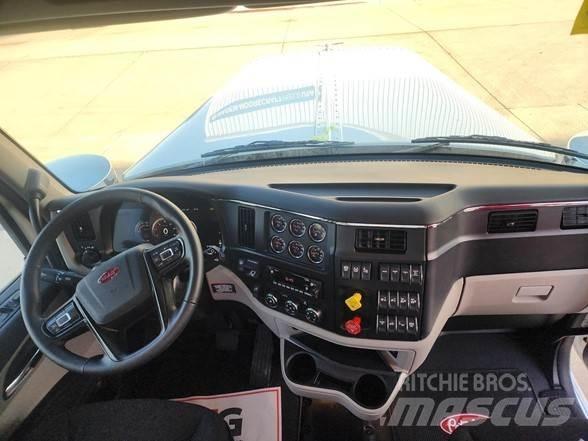 Peterbilt 589 트랙터 유닛