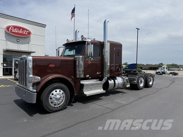 Peterbilt 589 트랙터 유닛