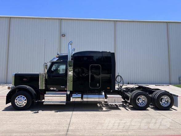 Peterbilt 589 트랙터 유닛