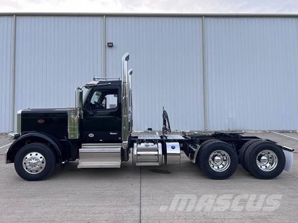 Peterbilt 589 트랙터 유닛