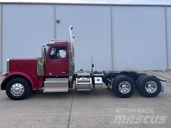 Peterbilt 589 트랙터 유닛