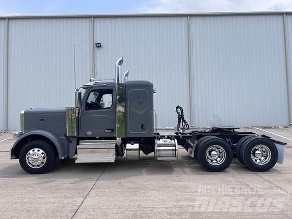 Peterbilt 589 트랙터 유닛