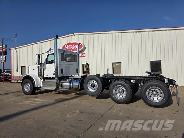 Peterbilt 589 트랙터 유닛