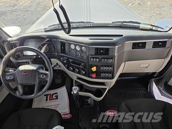Peterbilt 589 트랙터 유닛