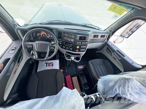 Peterbilt 589 트랙터 유닛