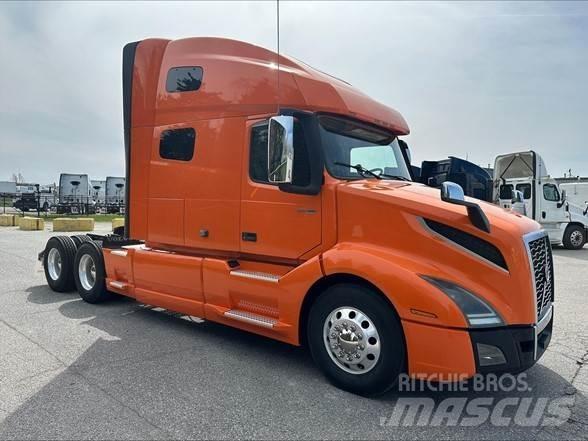 Volvo VNL42T760 트랙터 유닛