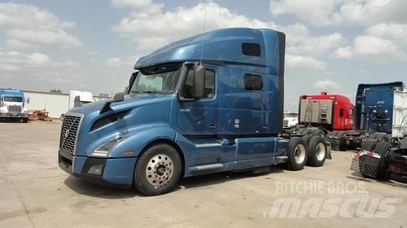 Volvo VNL64T760 트랙터 유닛