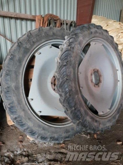  - - -  270/95R48 타이어, 휠 및 림