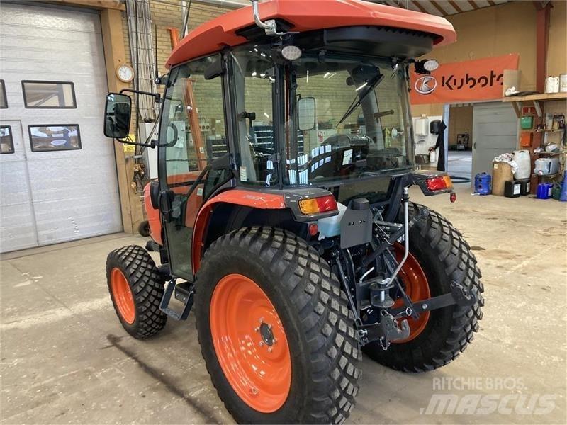 Kubota L2-452 소형 트랙터