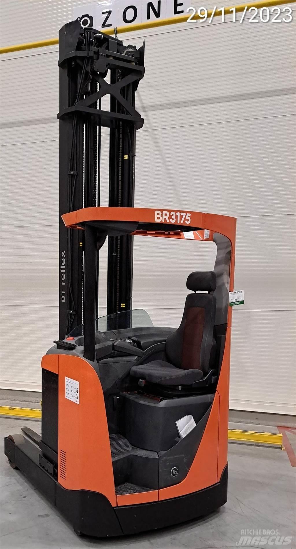 BT RRE160 리치 트럭