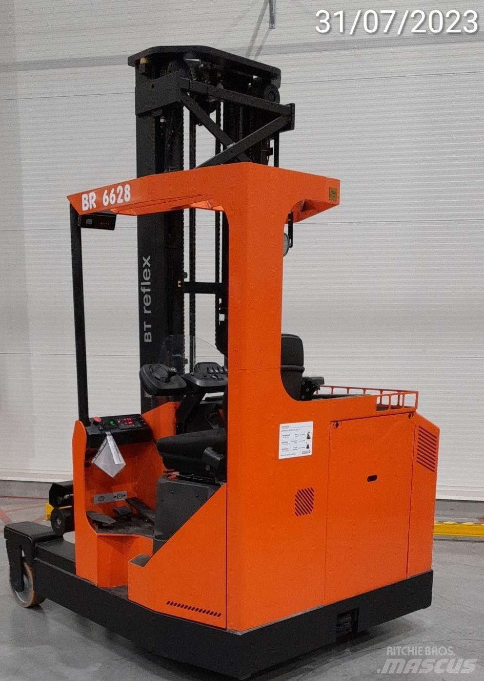 BT FRE270 리치 트럭