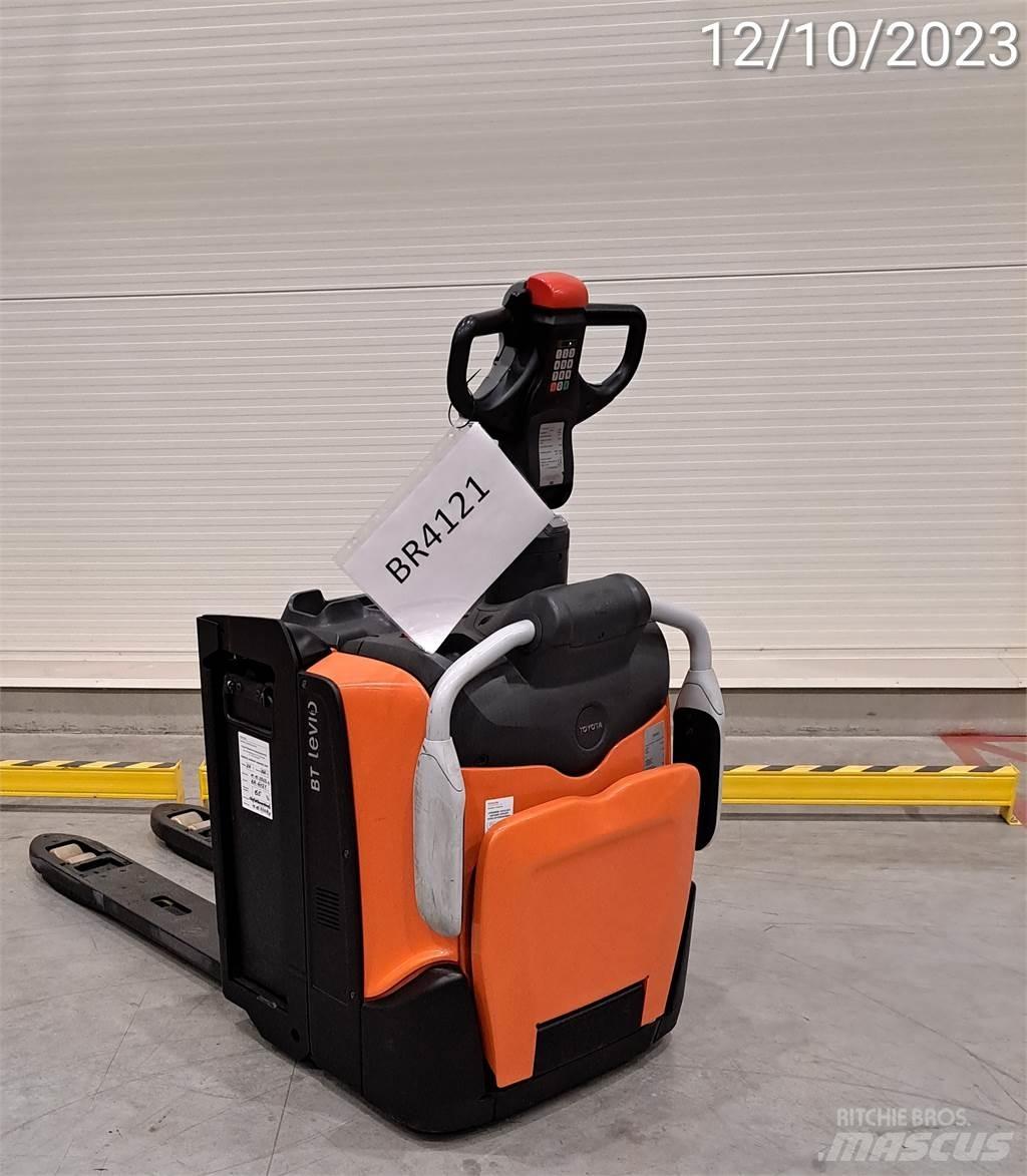 BT LPE200/10 핸드파레트 트럭