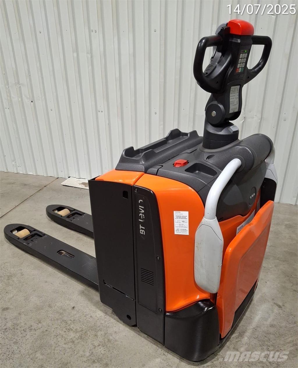 BT LPE200/8 핸드파레트 트럭