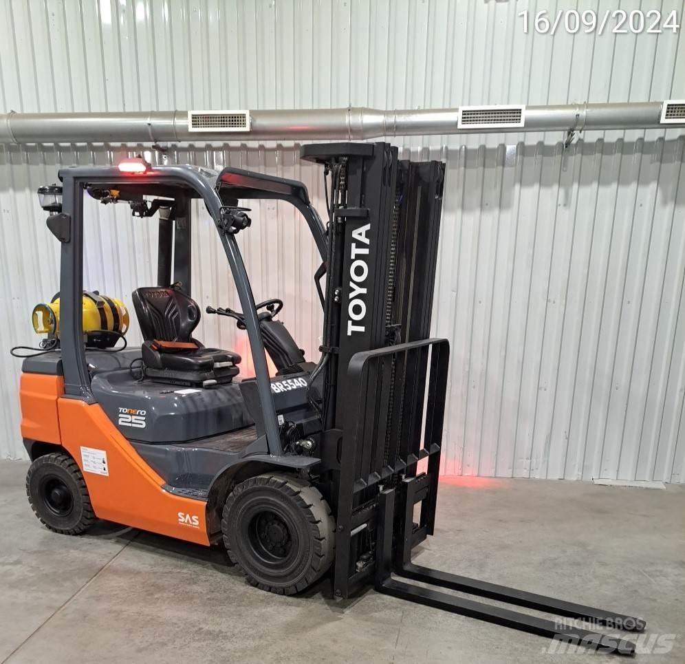 Toyota 02-8FGF25 LPG 지게차
