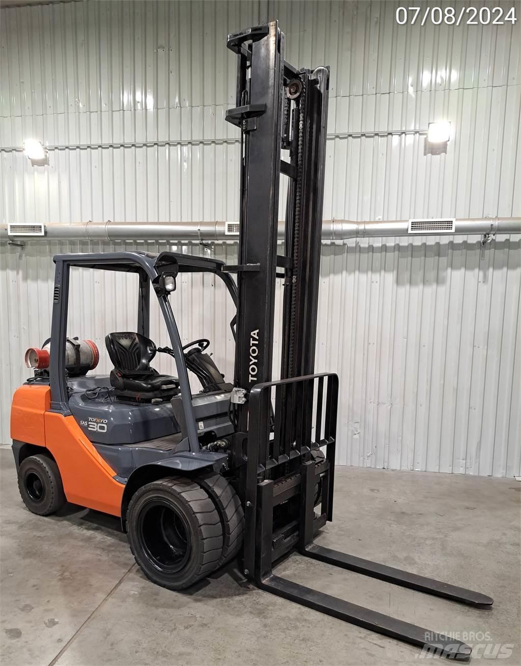 Toyota 02-8FGF30 LPG 지게차