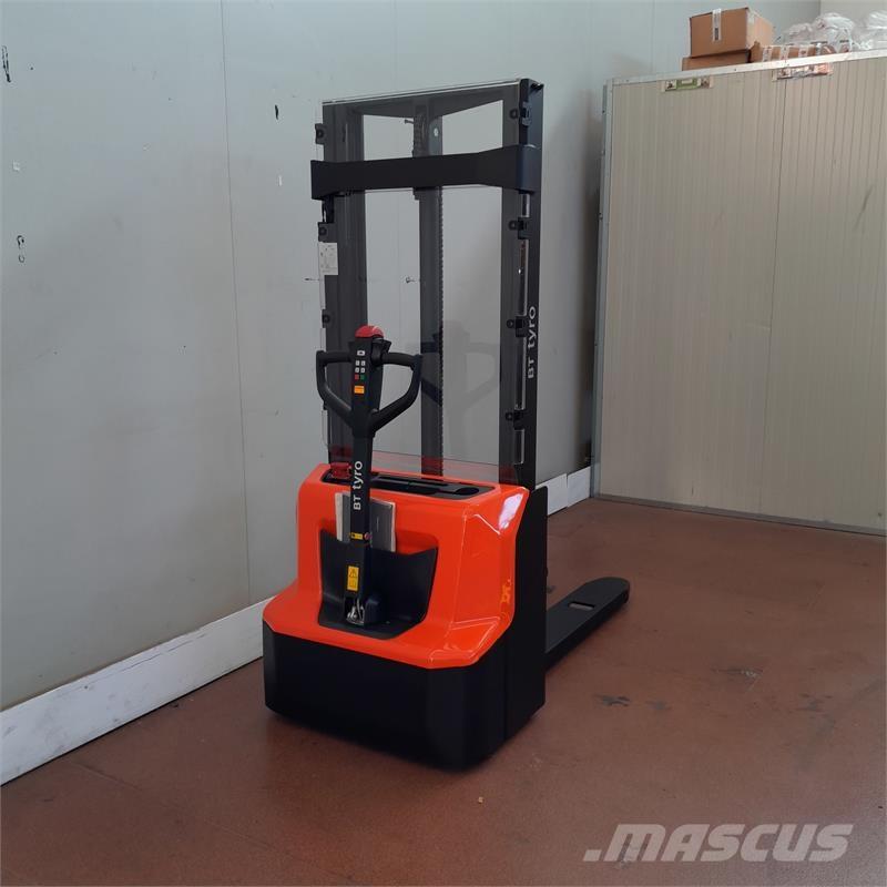 BT SHE100 핸드 파레트 스태커