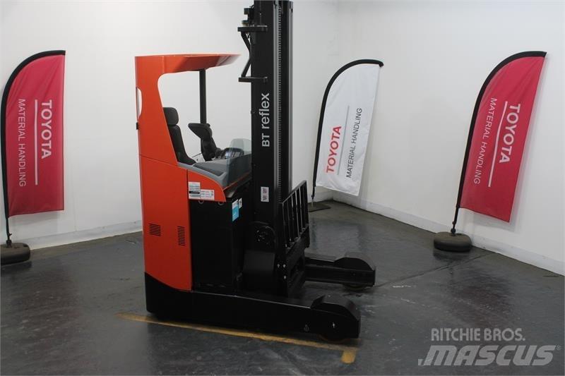 BT RRE200 리치 트럭