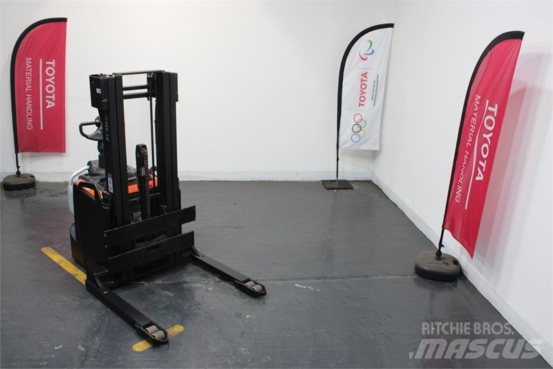 BT SPE140S 포크리프트