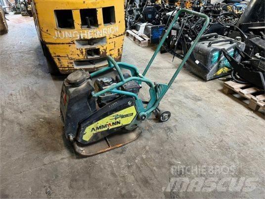 Ammann APF 1550 진동롤러