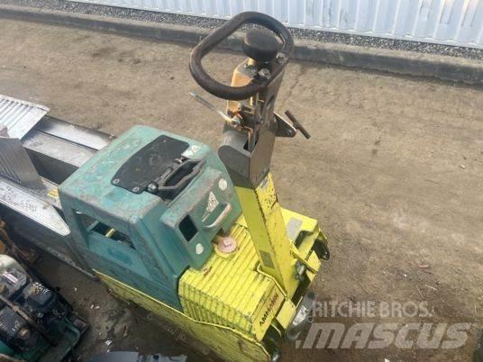 Ammann APH11095 진동롤러