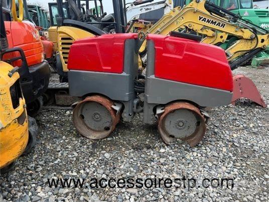 Bomag BMP8500 폐기물 다짐기