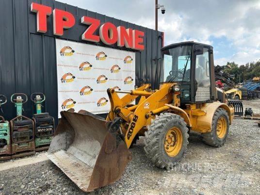 JCB 408 à 14500 € HT  휠로우더