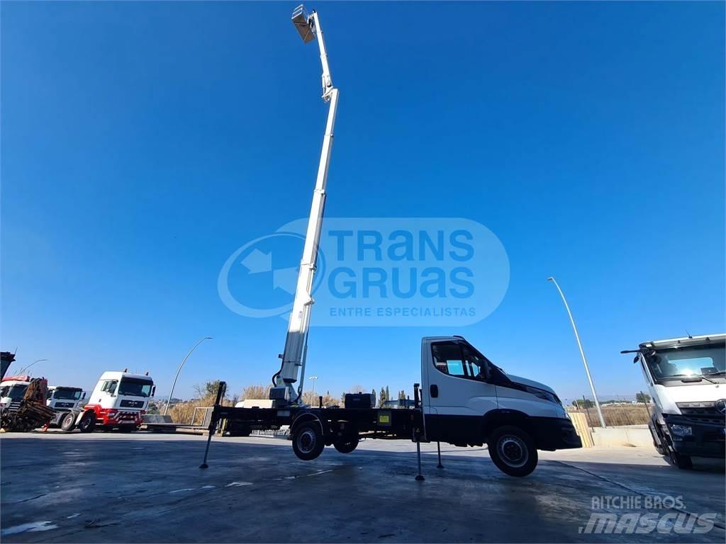 Cela DT Truck 25 트럭 탑재 고소작업대