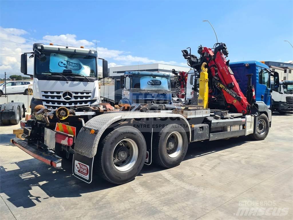 Epsilon M120Z96 크레인 및 로더