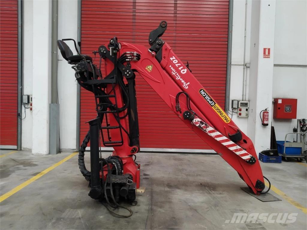 Epsilon Q170Z96 크레인 및 로더