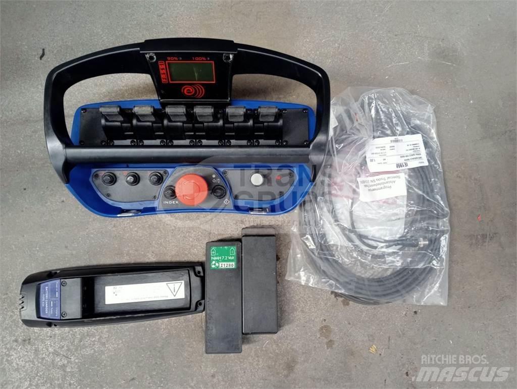 Fassi F215AC.2.24 로더 크레인
