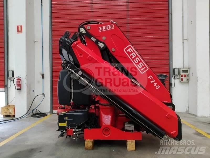 Fassi F245A.2.24 로더 크레인