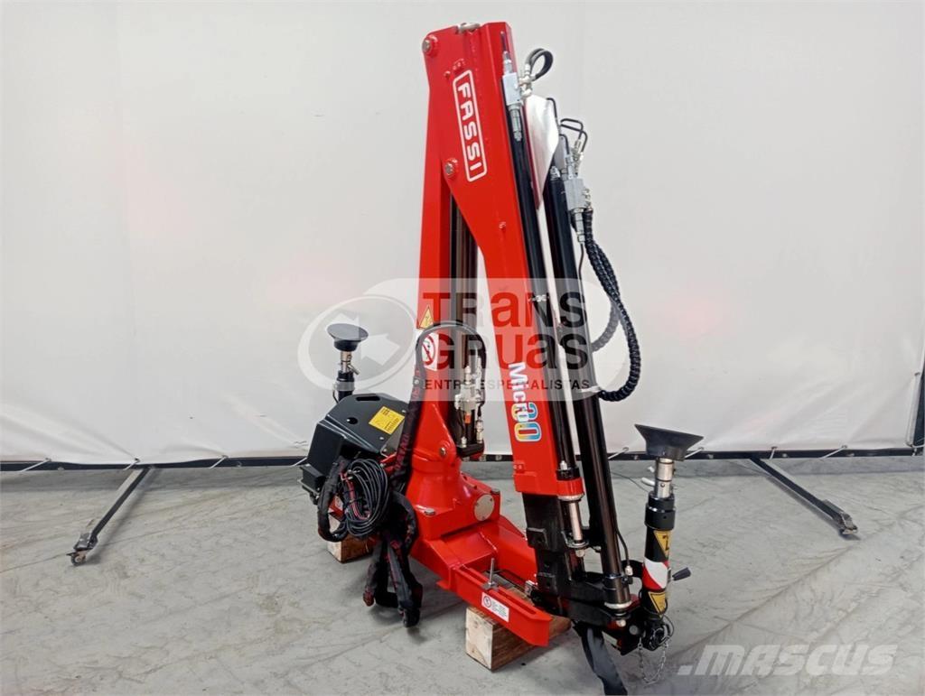 Fassi M30A.13 로더 크레인